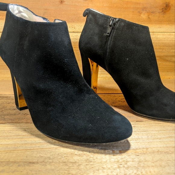 kate spade Shoes - Kate Spade Netta Black suede ankle boot size 7 1/2